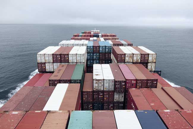 Transport maritime de conteneurs complets 